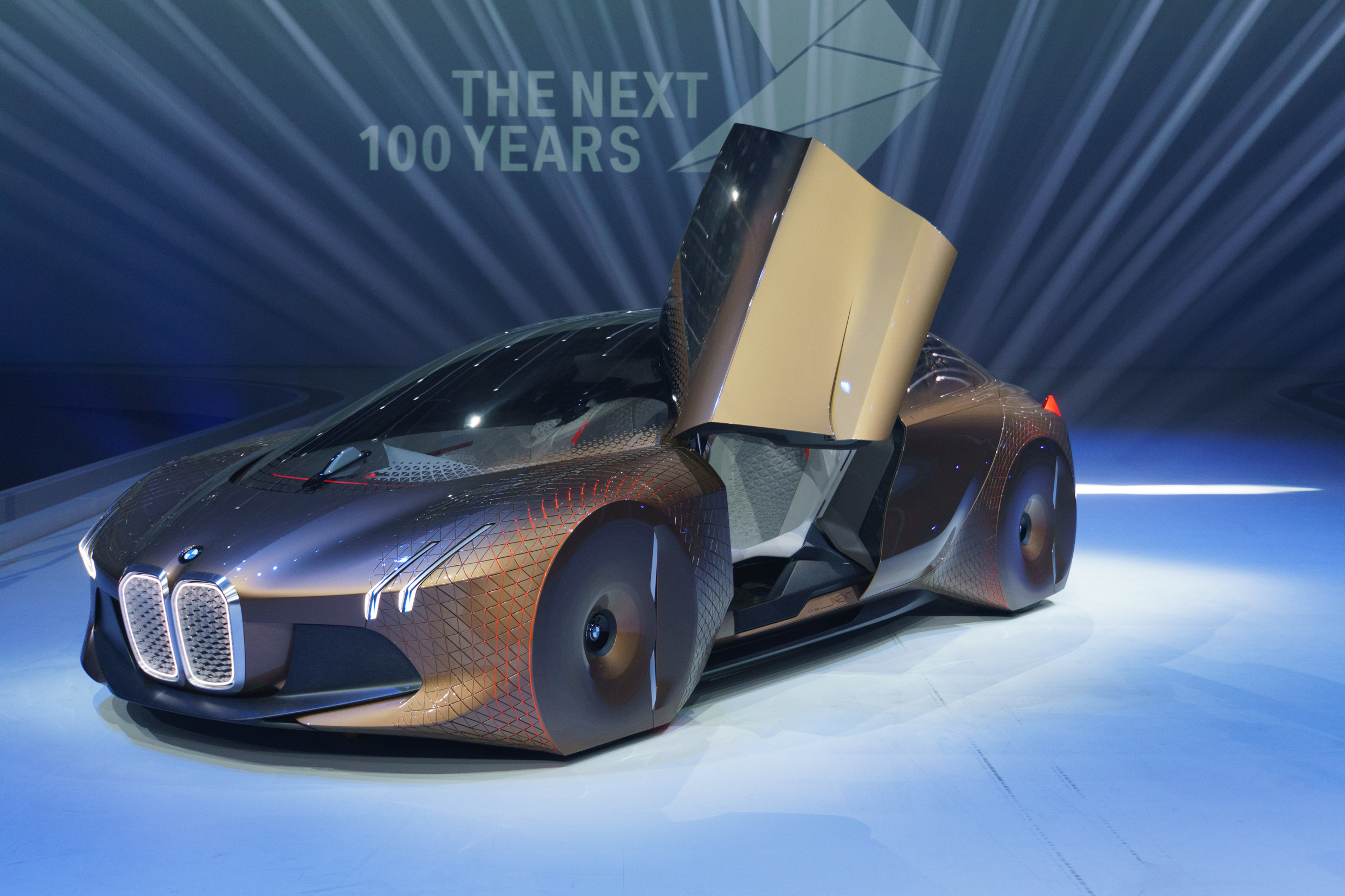 Машины нового поколения. БМВ электрокар 2021. 2021 BMW electromobile. BMW Vision next 100. Электрокар БМВ i7.